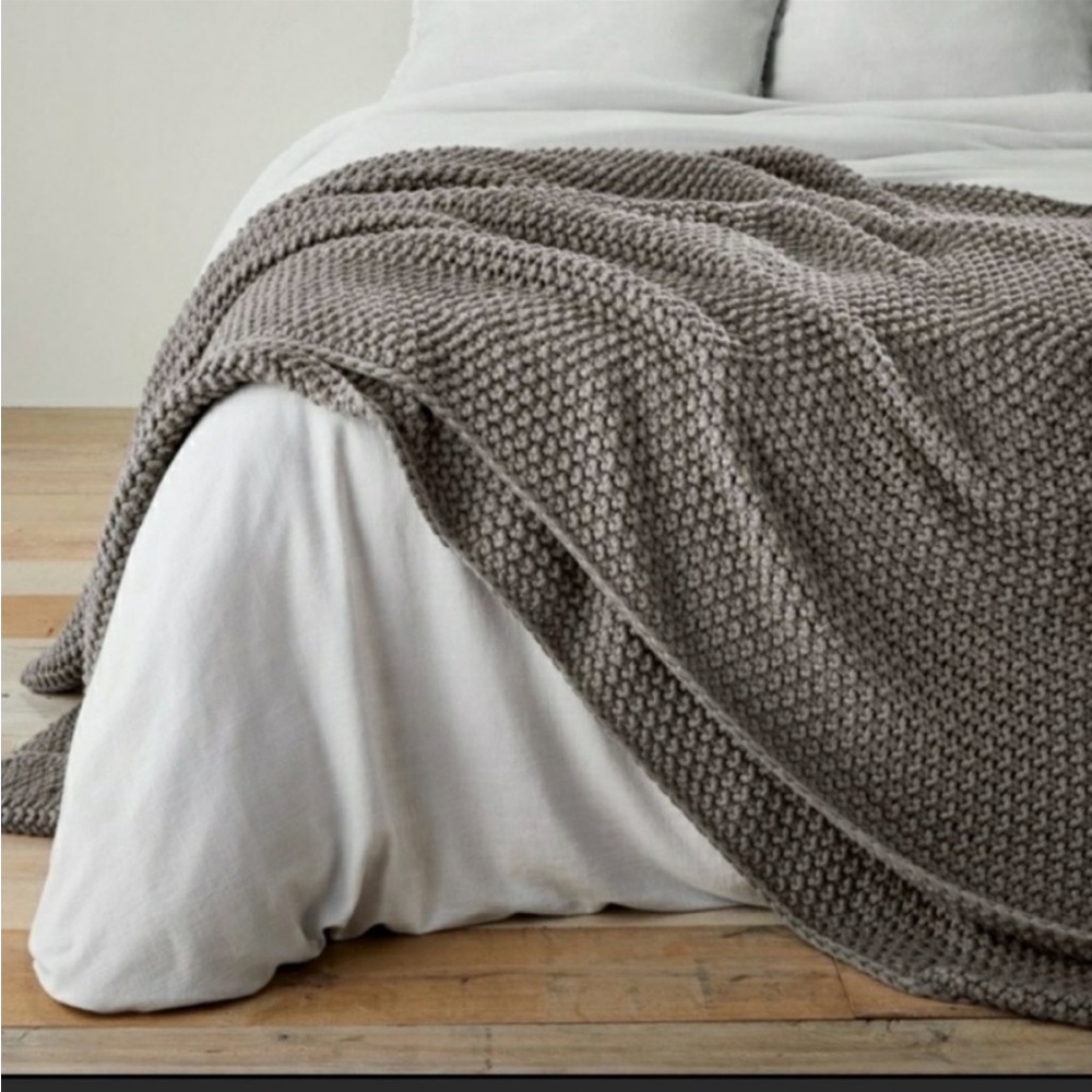 Queen.Chunky knit throw blanket by Casaluna